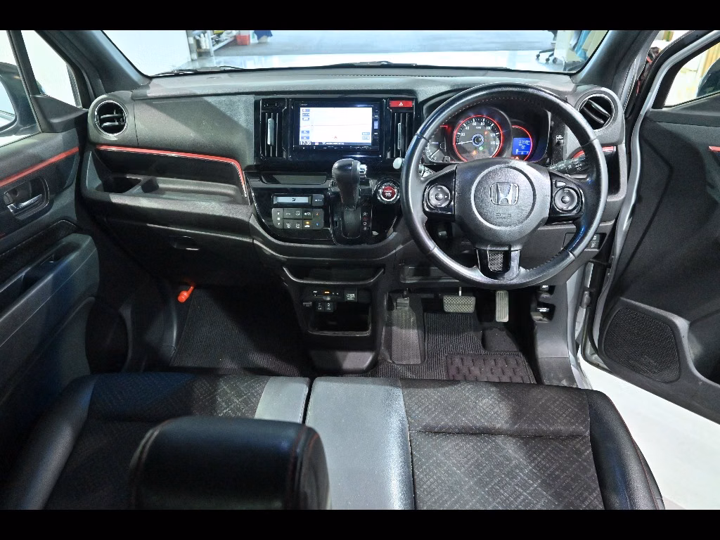 HONDA N-WGN