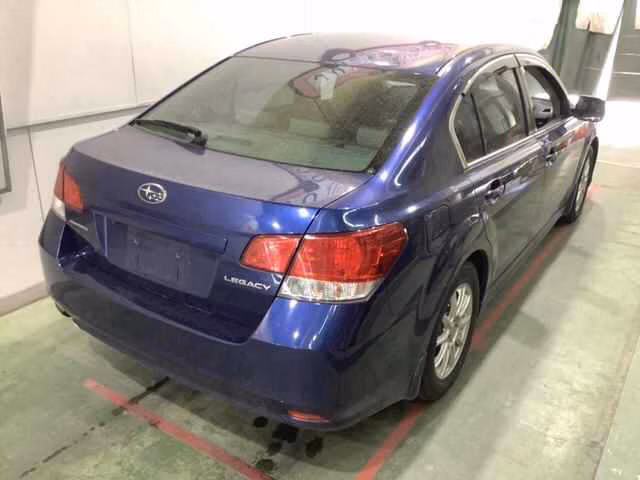 SUBARU LEGACY B4
