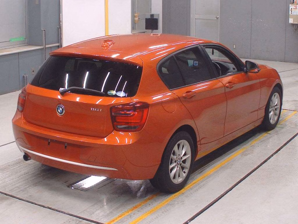 BMW 1-SERIES