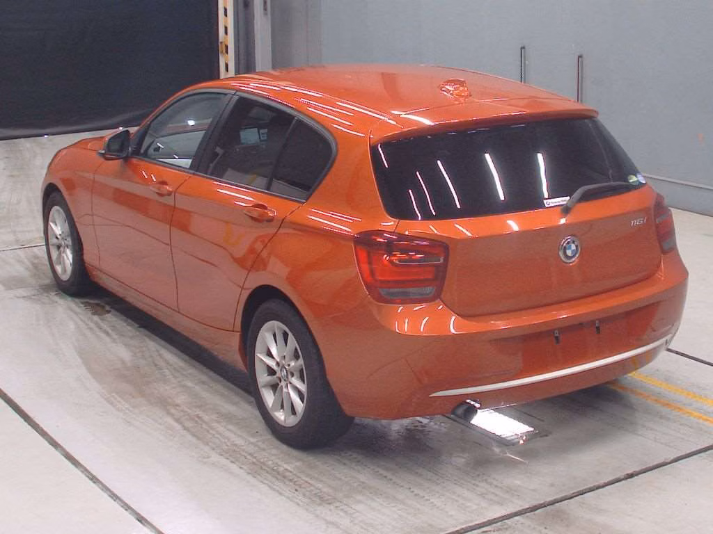 BMW 1-SERIES