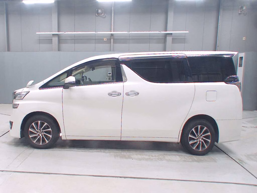 TOYOTA VELLFIRE
