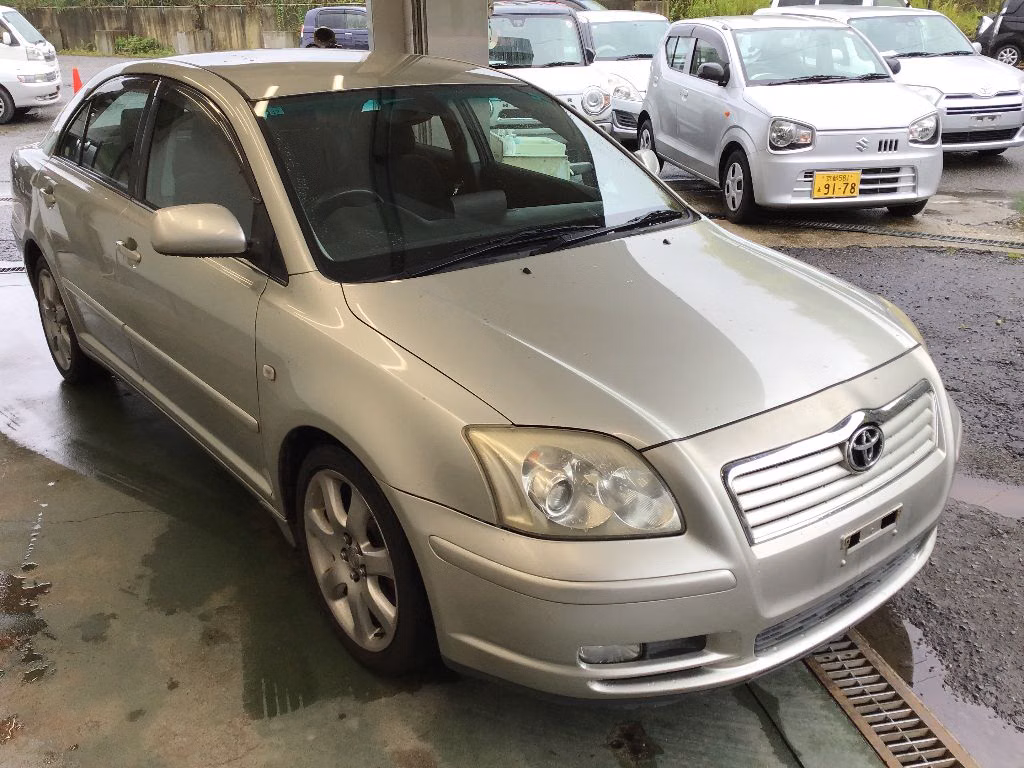 TOYOTA AVENSIS