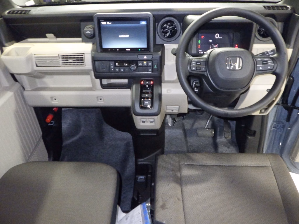 HONDA N-VAN