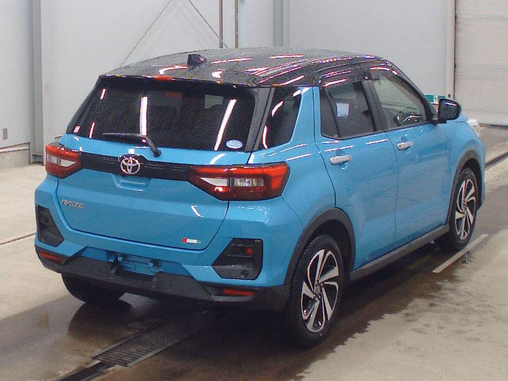 TOYOTA RAIZE