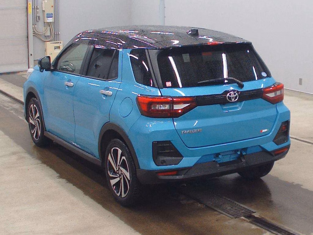 TOYOTA RAIZE