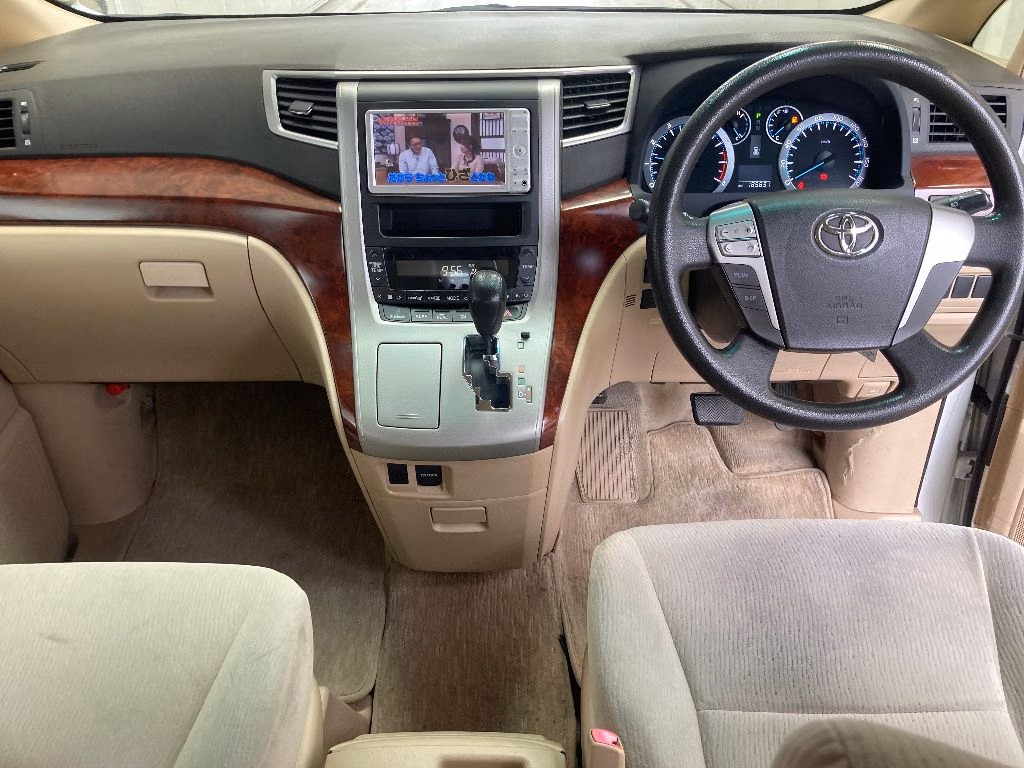 TOYOTA ALPHARD