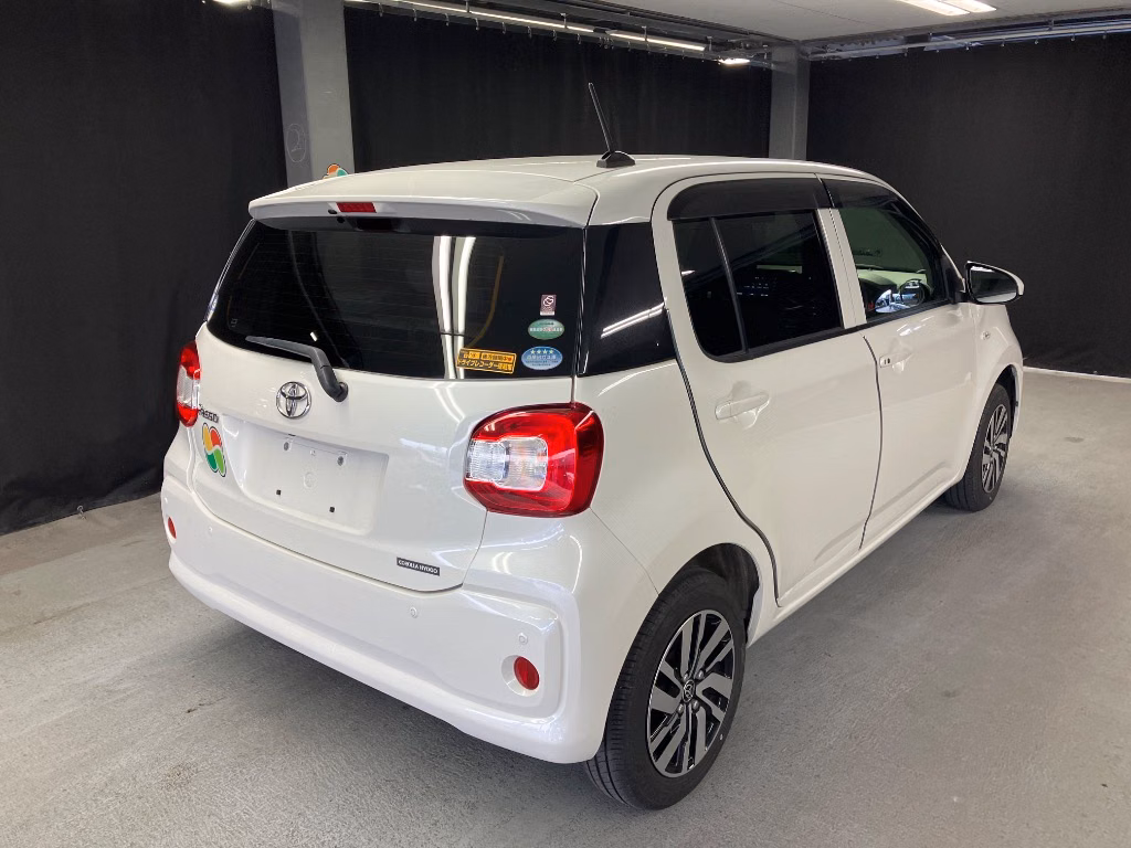 TOYOTA PASSO