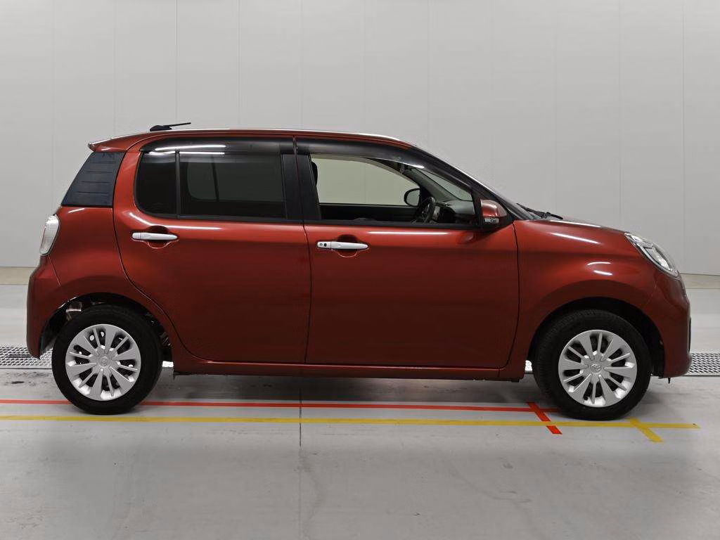 TOYOTA PASSO