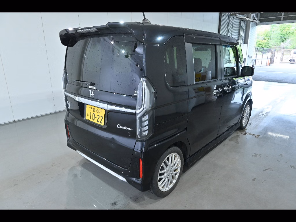 HONDA N-BOX