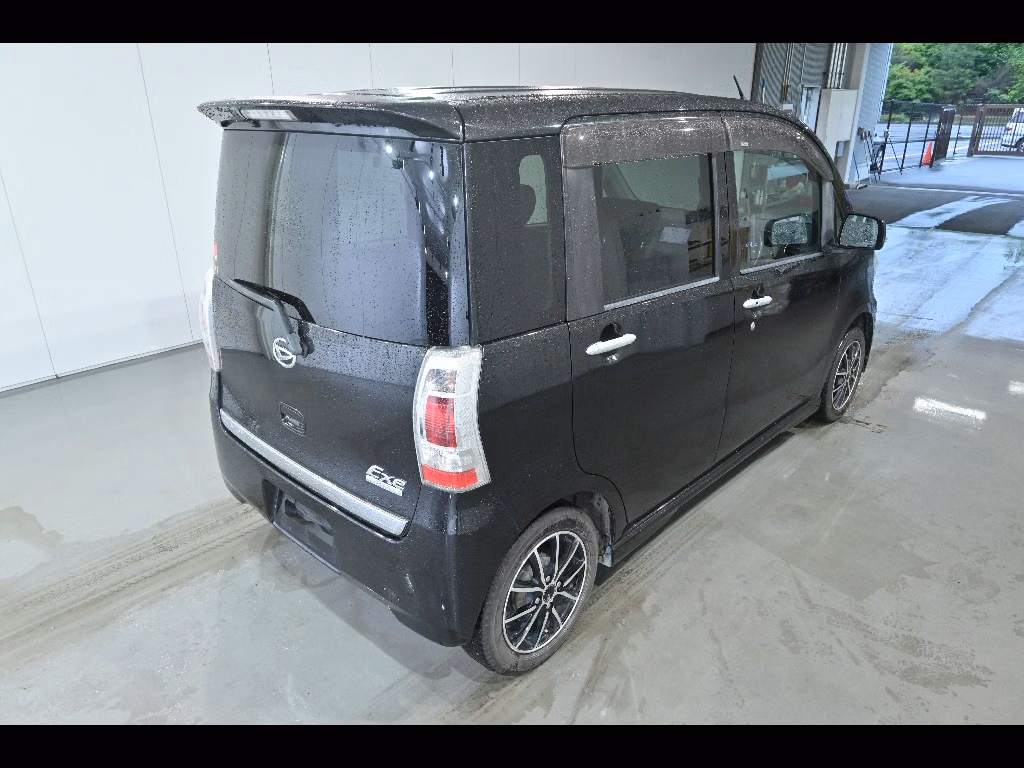DAIHATSU TANTO EXE