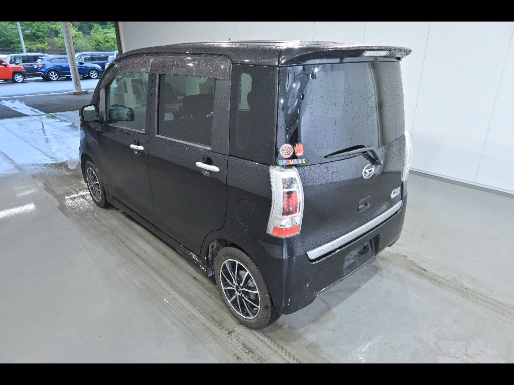 DAIHATSU TANTO EXE