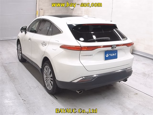 TOYOTA HARRIER
