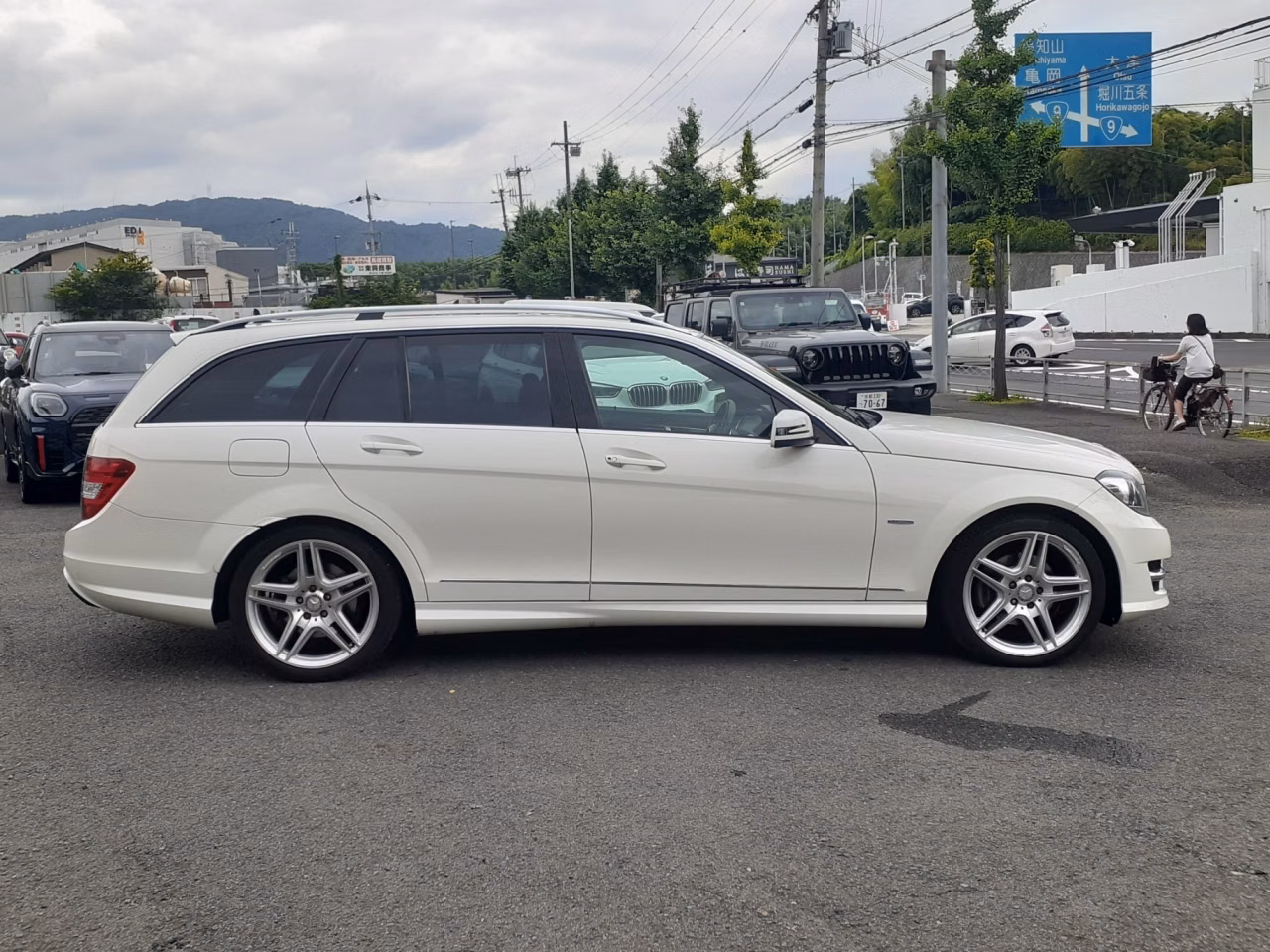 MERCEDES-BENZ C-CLASS