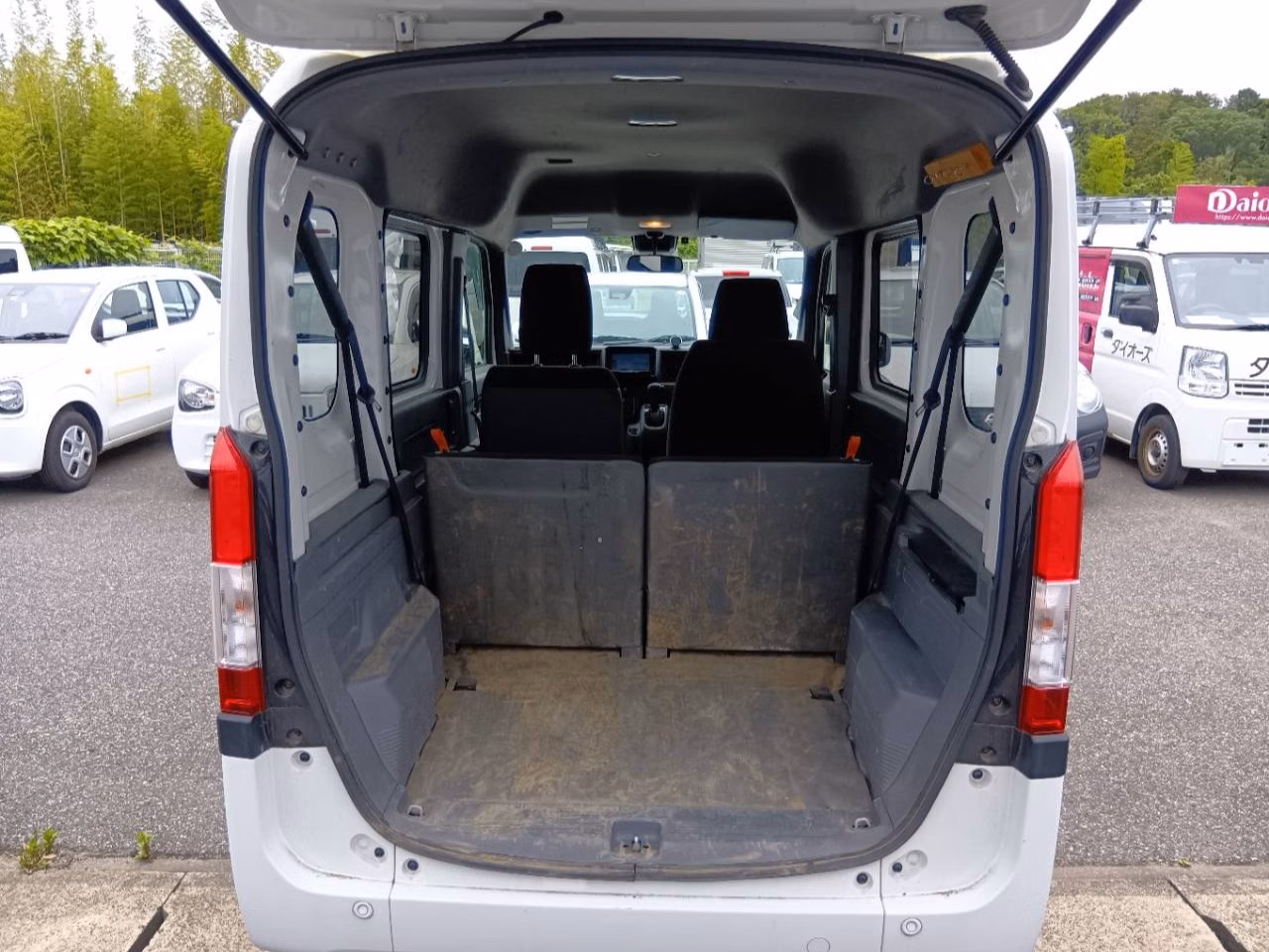 HONDA N-VAN