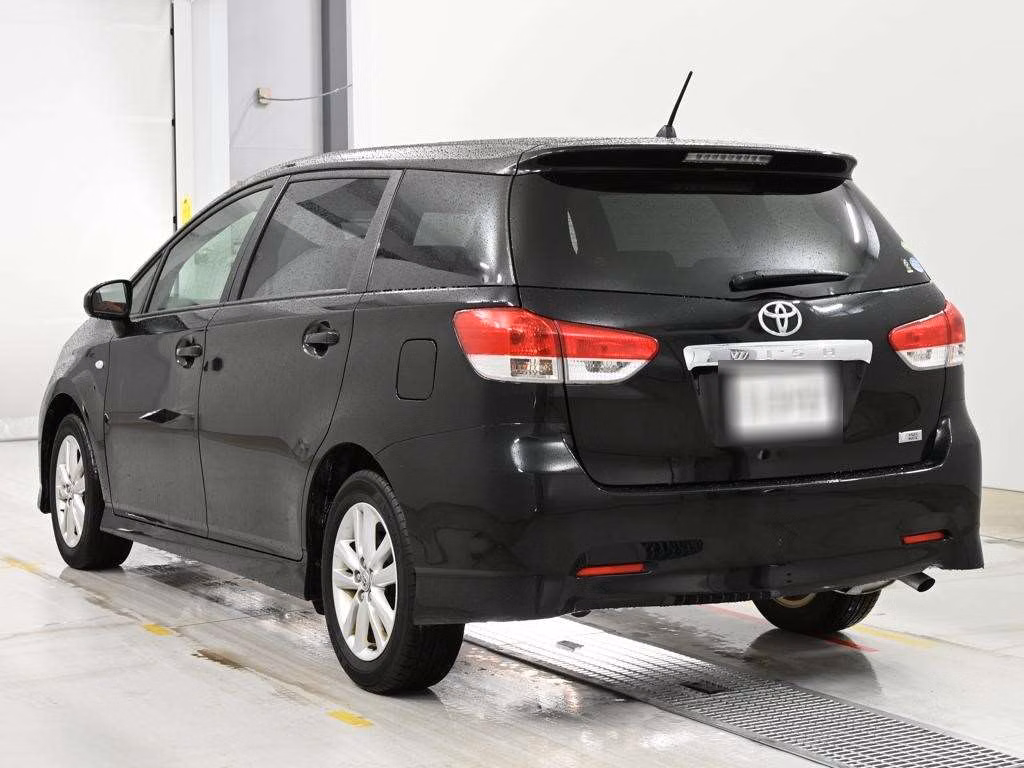 TOYOTA WISH
