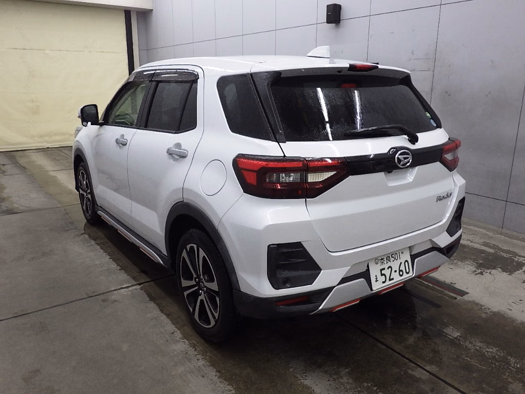 DAIHATSU ROCKY