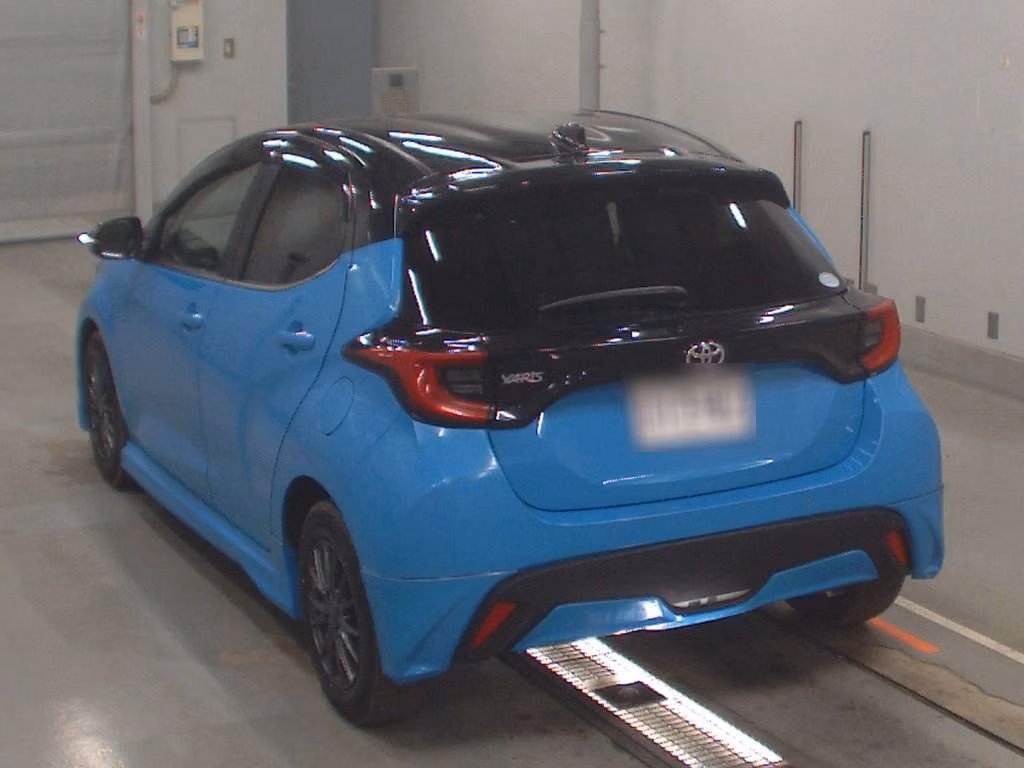 TOYOTA YARIS