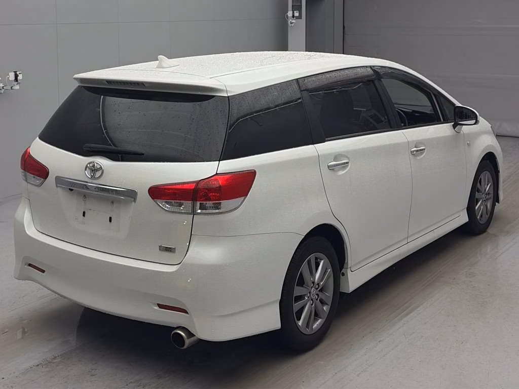 TOYOTA WISH