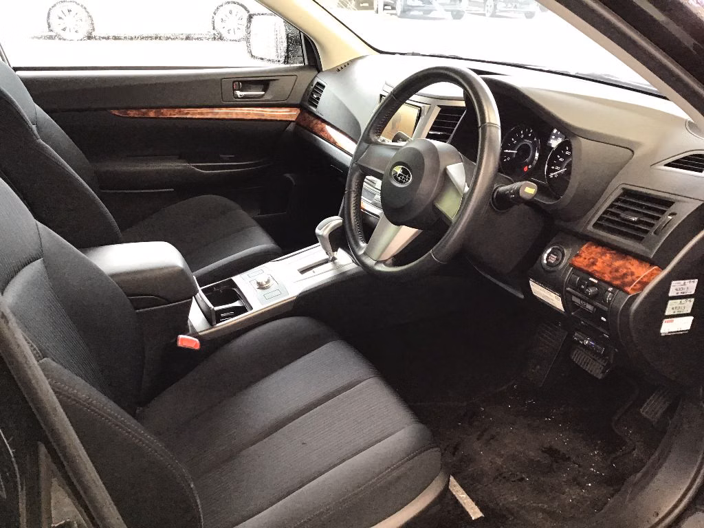 SUBARU LEGACY B4
