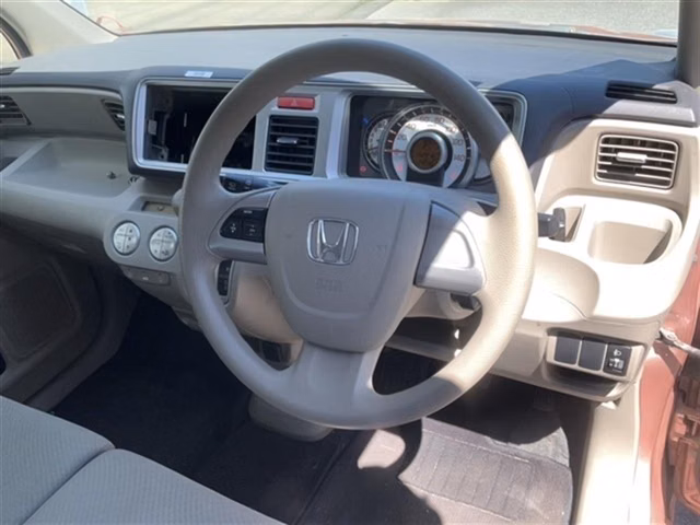 HONDA LIFE