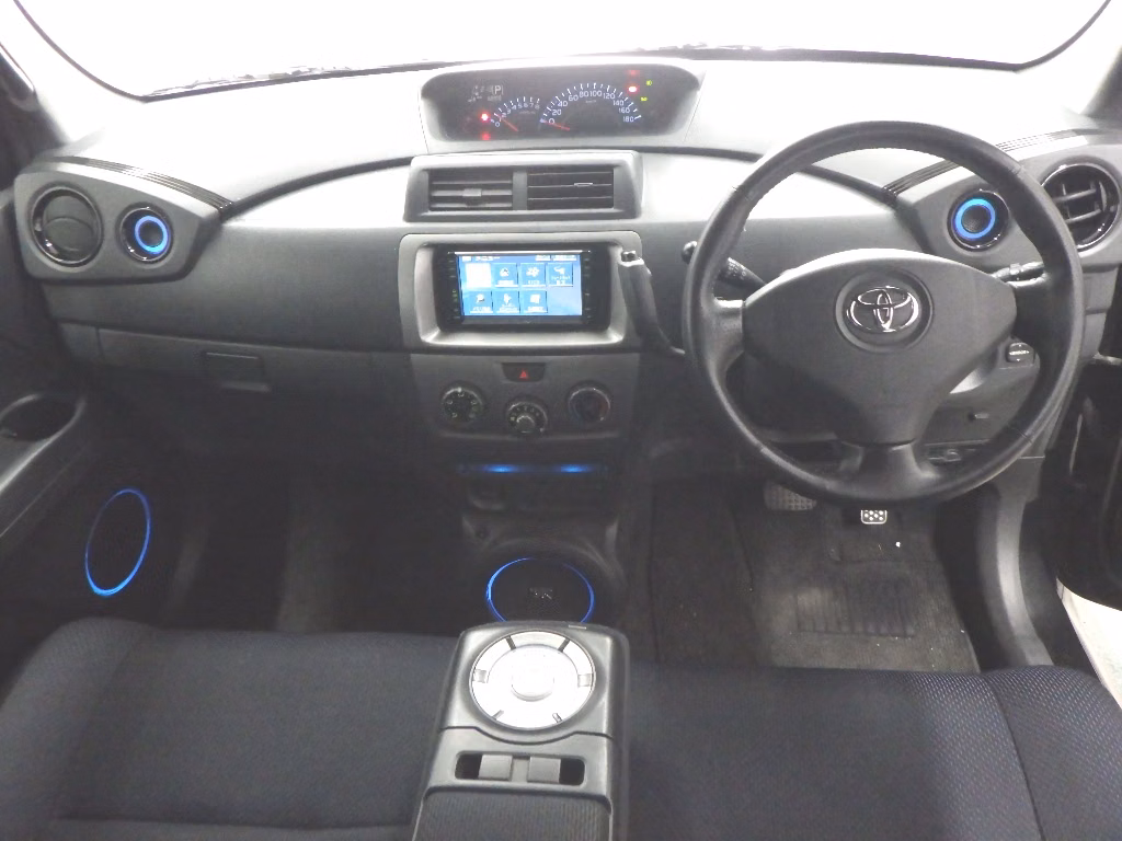 TOYOTA BB