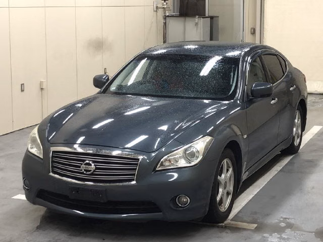 NISSAN FUGA