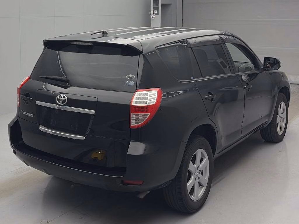 TOYOTA VANGUARD
