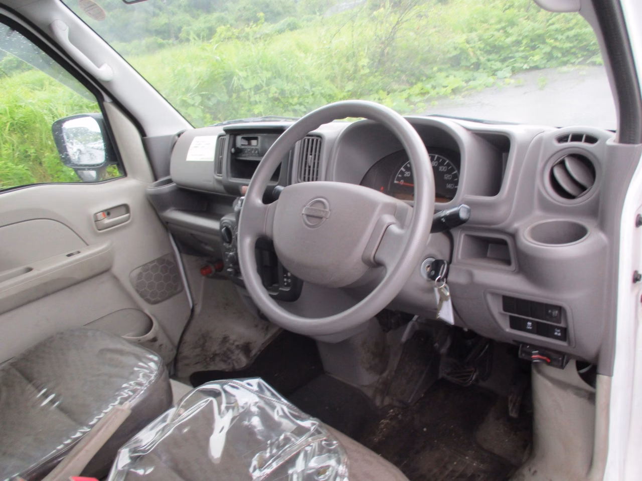 NISSAN NV100 CLIPPER