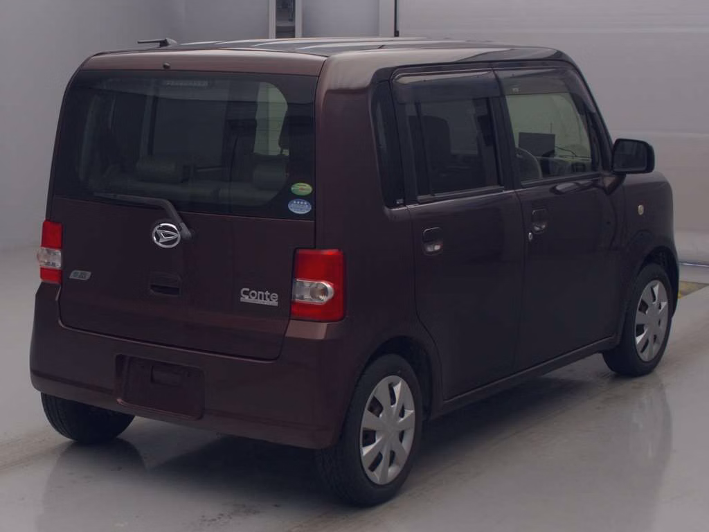 DAIHATSU MOVE CONTE