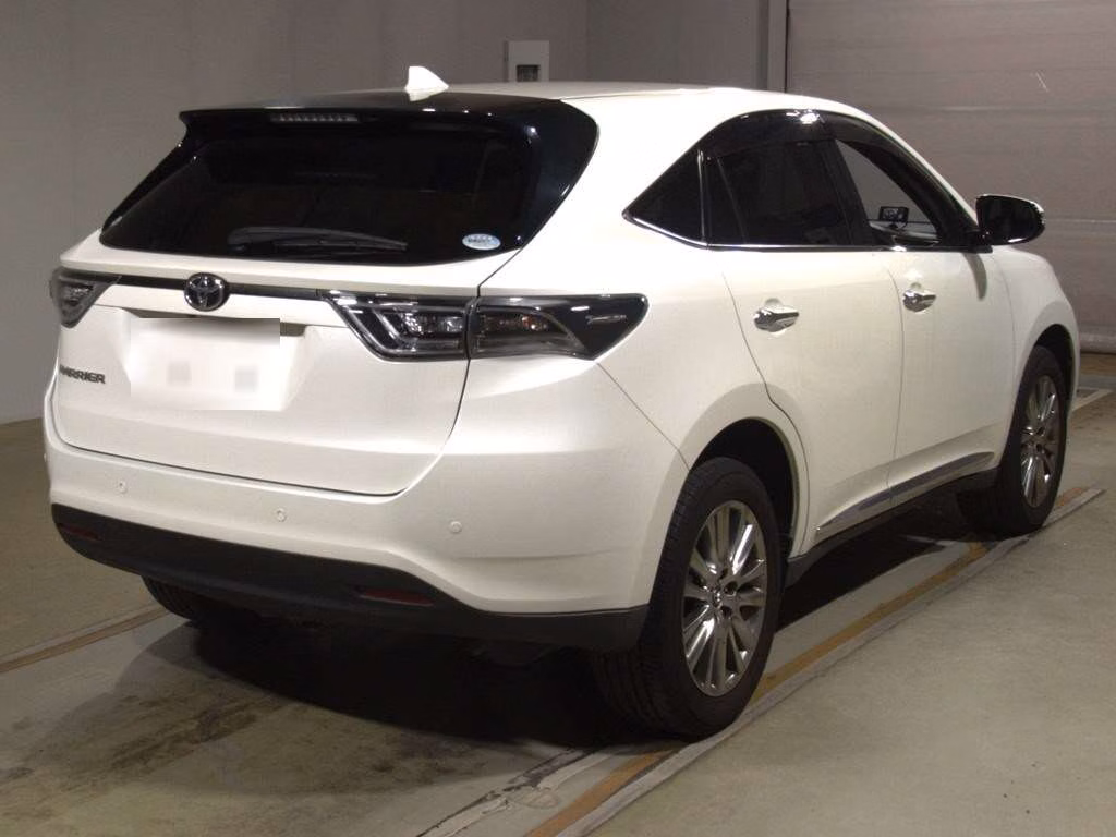 TOYOTA HARRIER