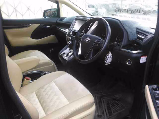 TOYOTA VELLFIRE