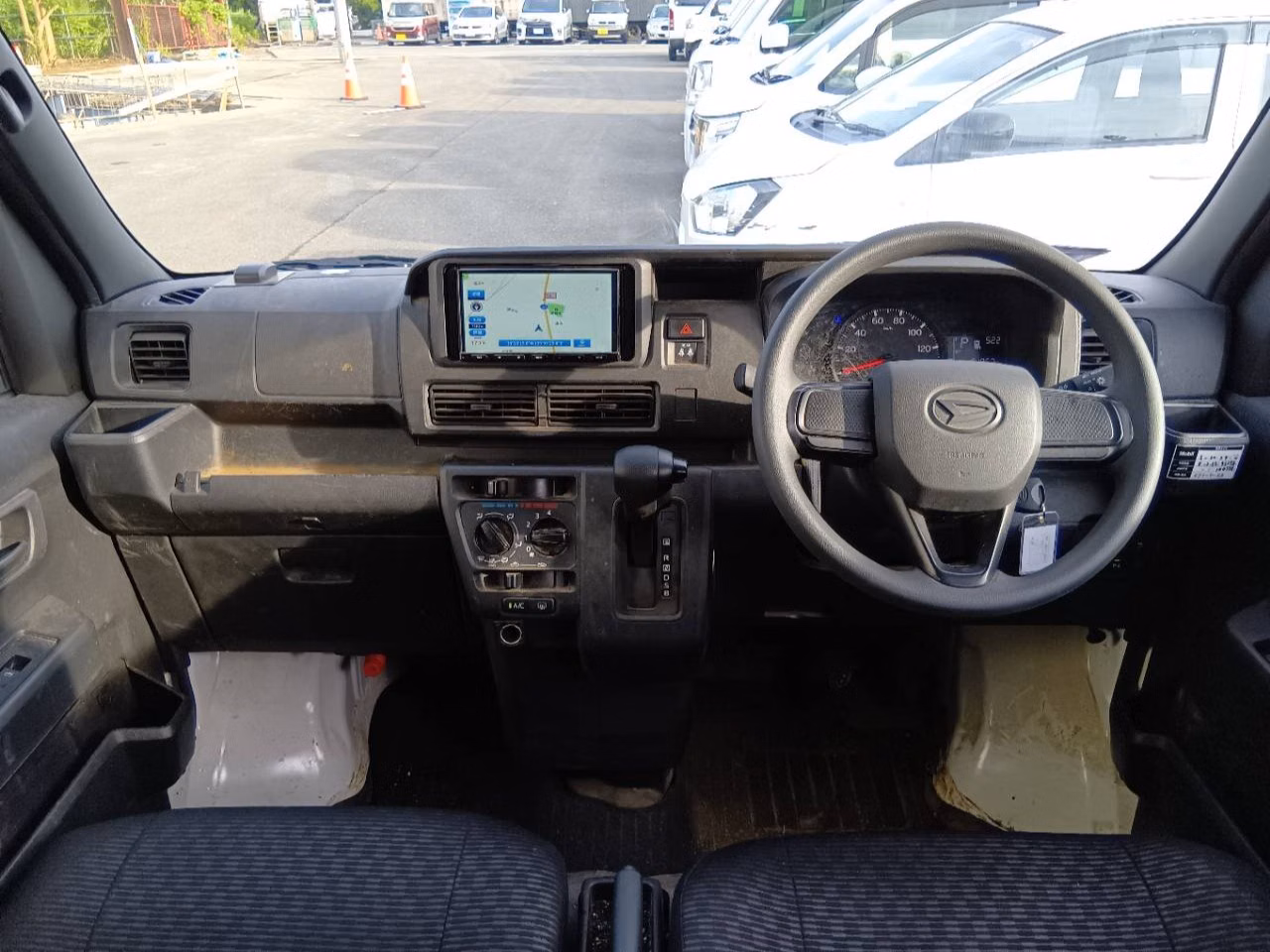 DAIHATSU ATRAI