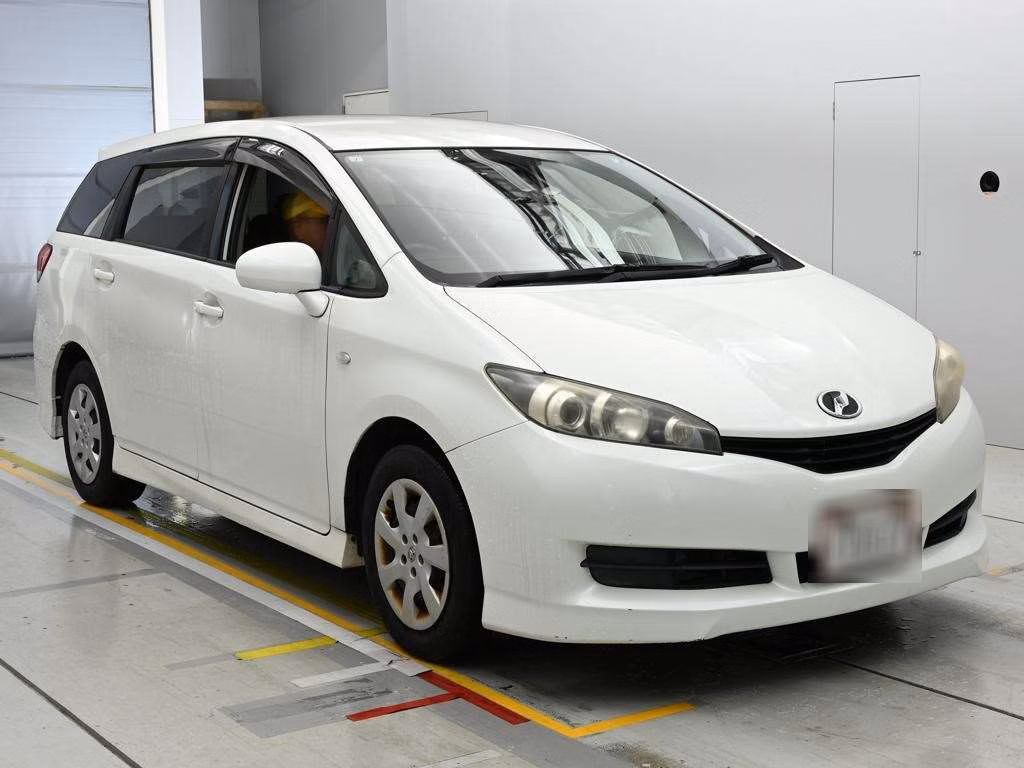 TOYOTA WISH