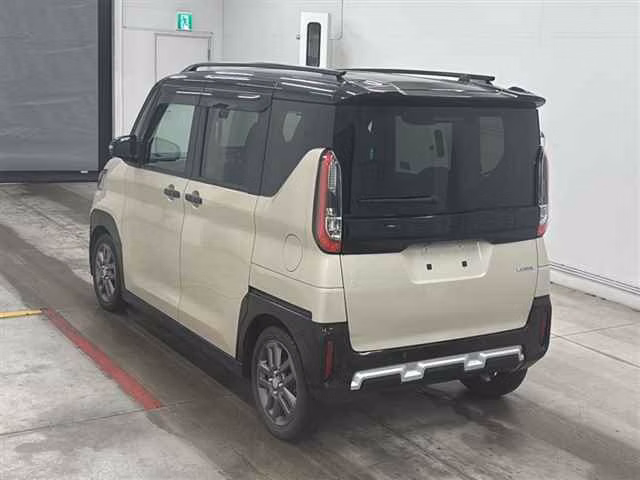 MITSUBISHI DELICA MINI
