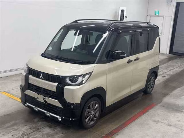 MITSUBISHI DELICA MINI