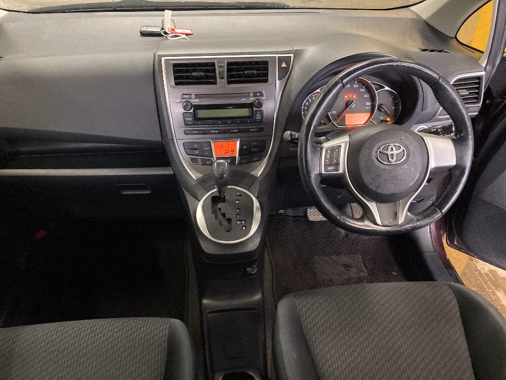 TOYOTA RACTIS