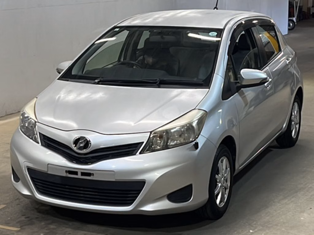 TOYOTA VITZ