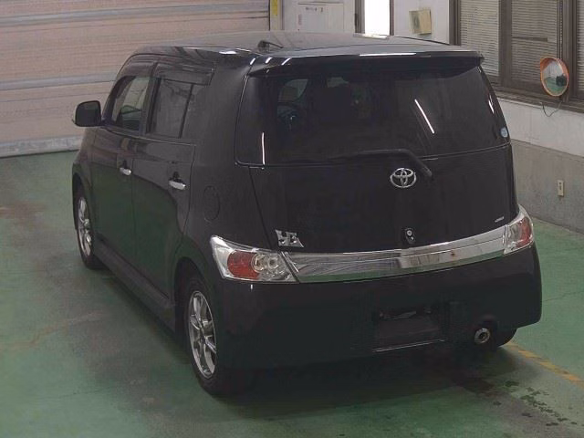TOYOTA BB