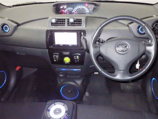 TOYOTA BB
