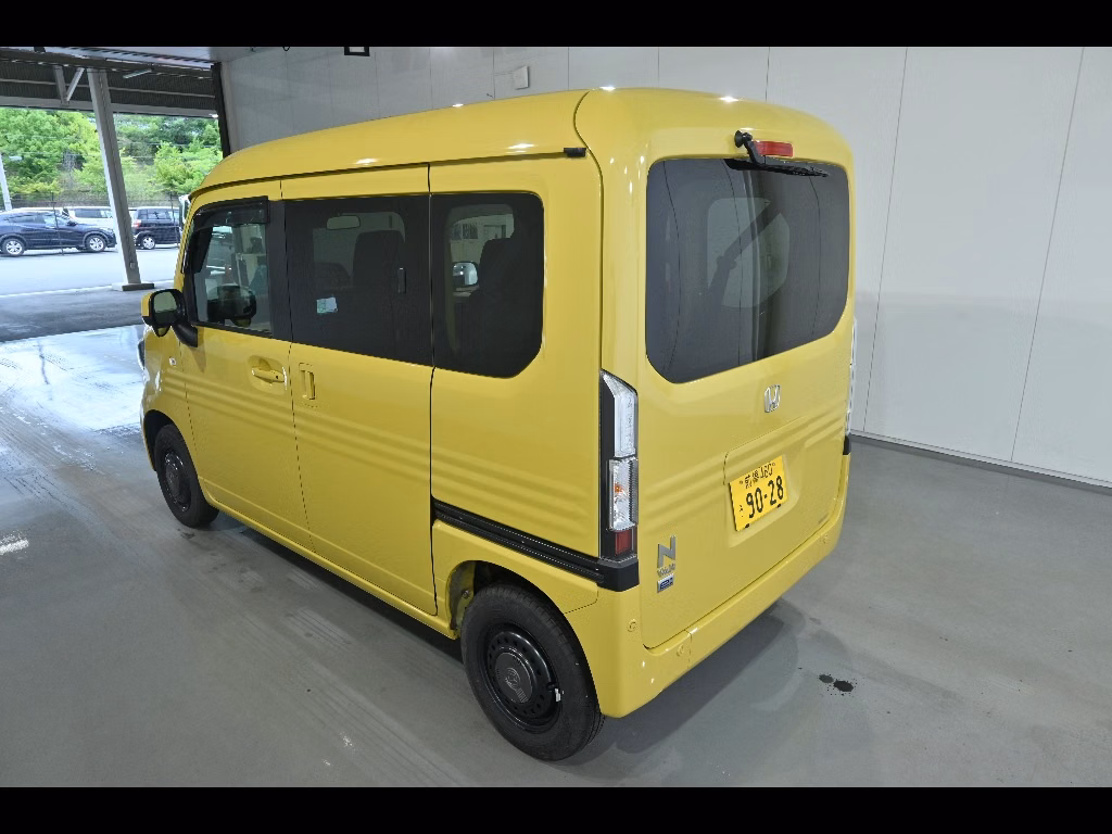 HONDA N-VAN