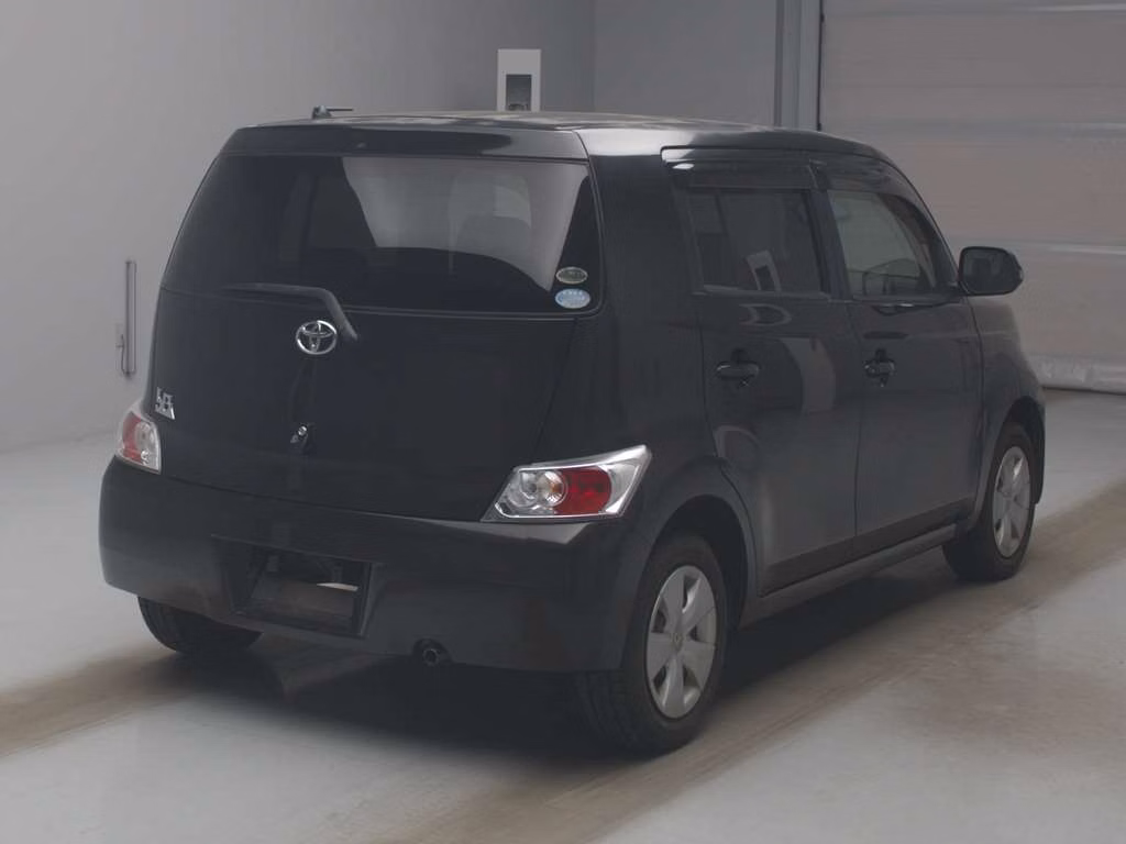 TOYOTA BB