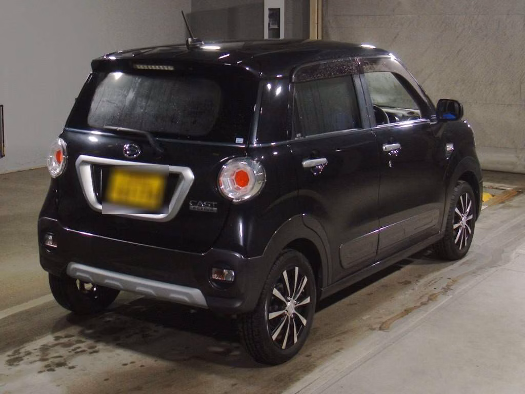 DAIHATSU CAST
