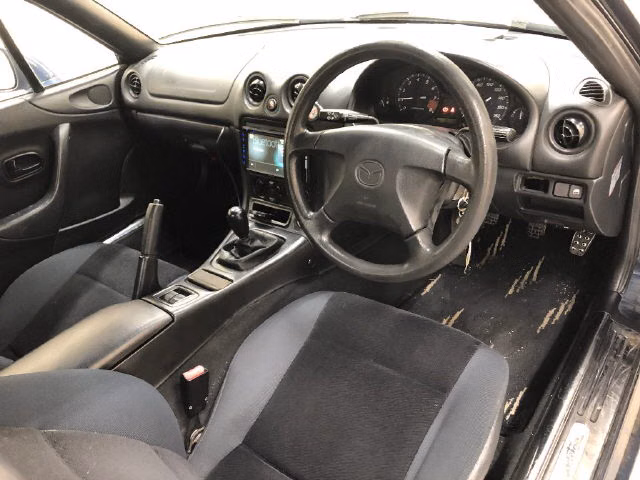 MAZDA ROADSTER