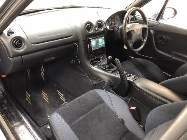 MAZDA ROADSTER