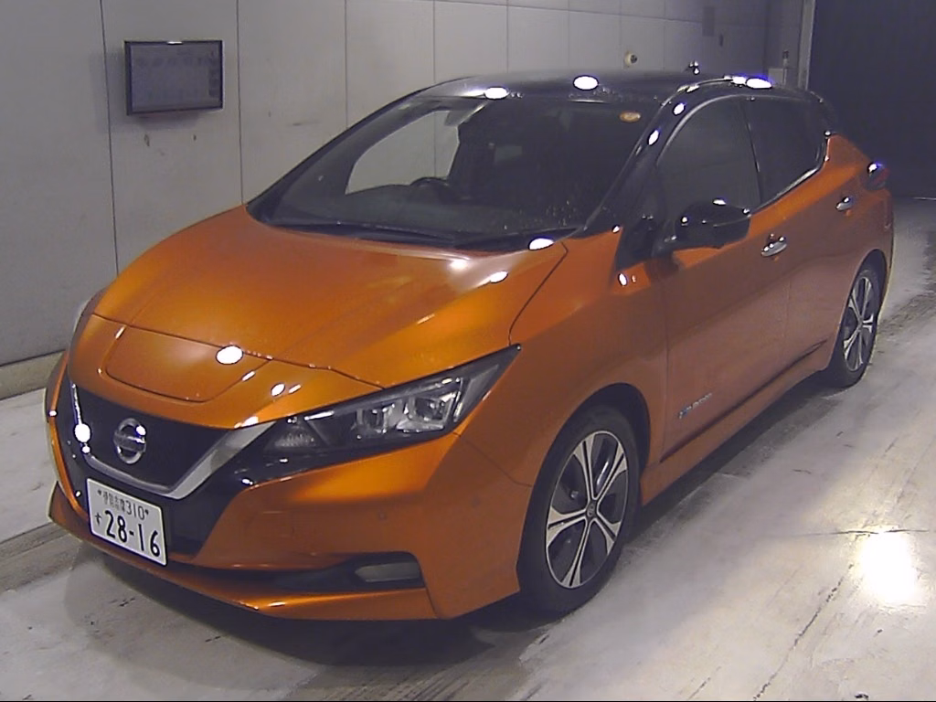 NISSAN LEAF