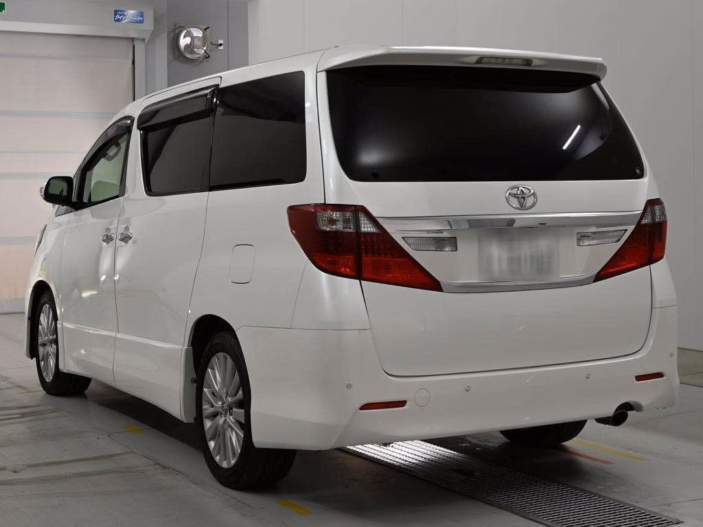 TOYOTA ALPHARD