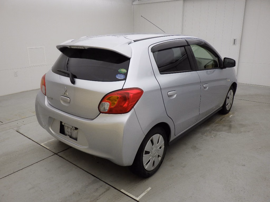 MITSUBISHI MIRAGE