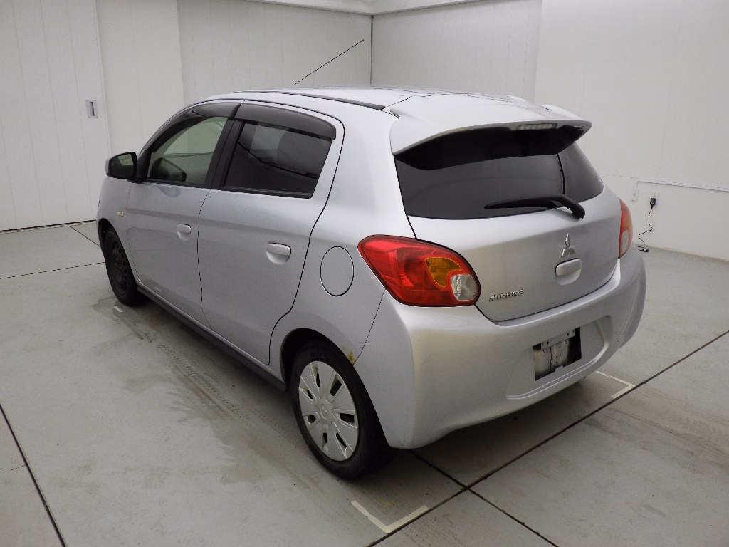 MITSUBISHI MIRAGE
