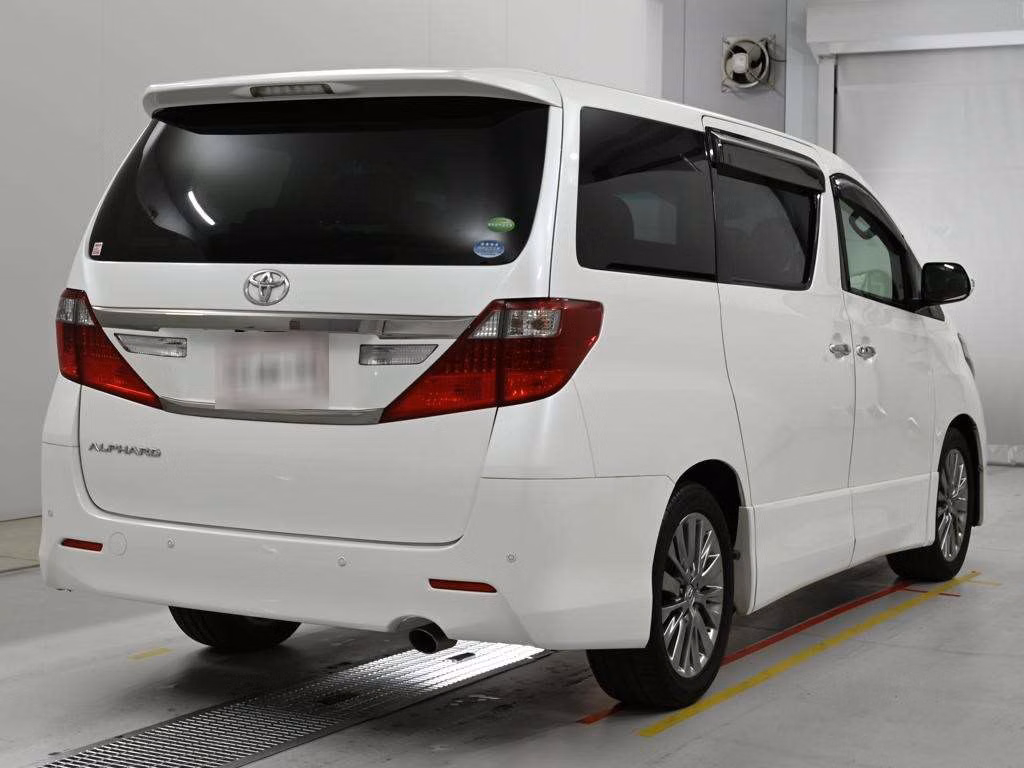 TOYOTA ALPHARD