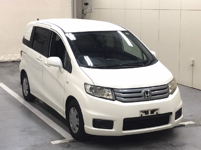 HONDA FREED SPIKE